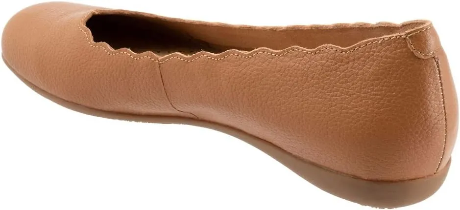 Trotters Women's Sabine Ballet Flat