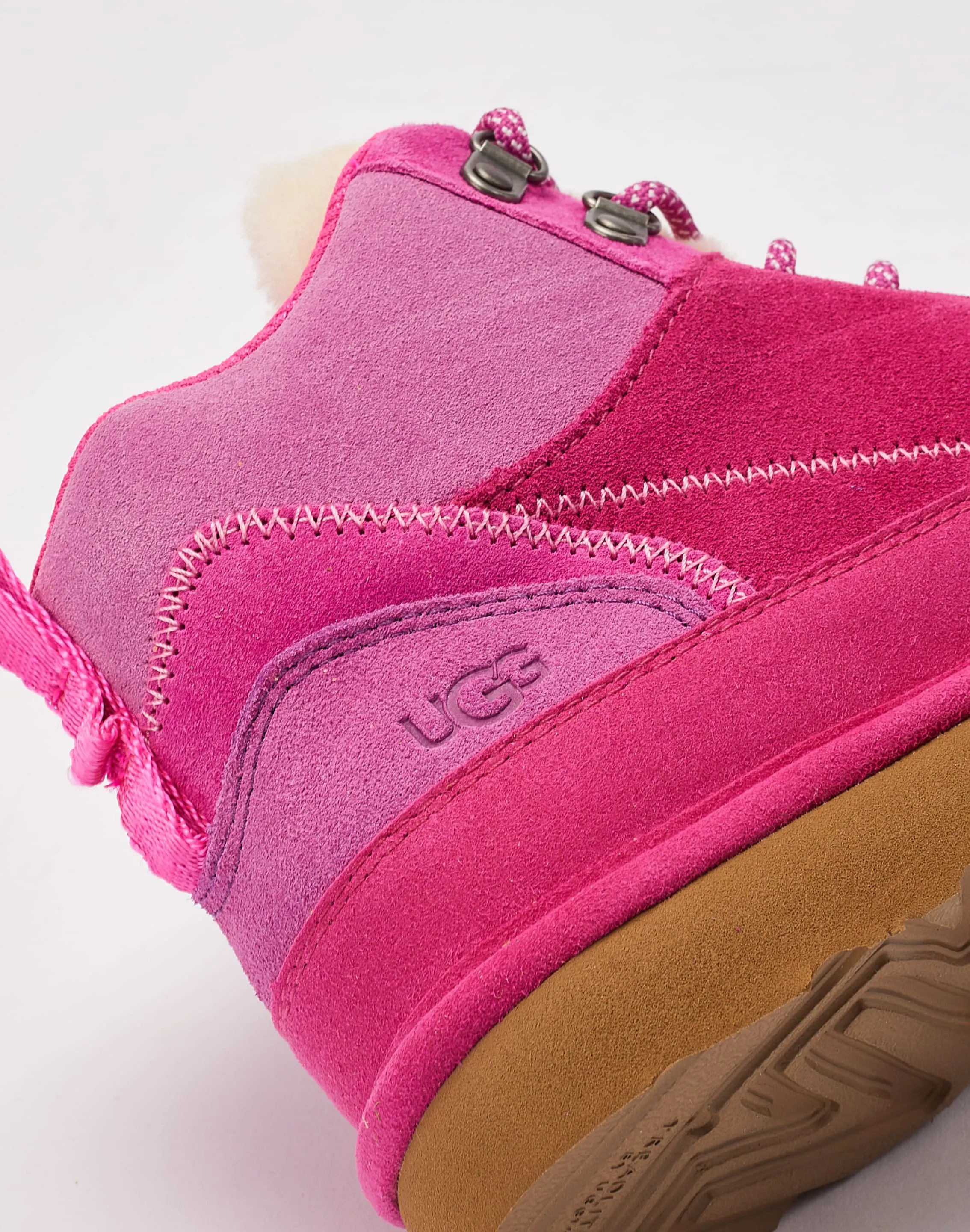 UGG Highland HI Heritage Grade-School