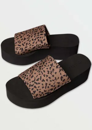Volcom Women's Simple Hi-scraper Sandal