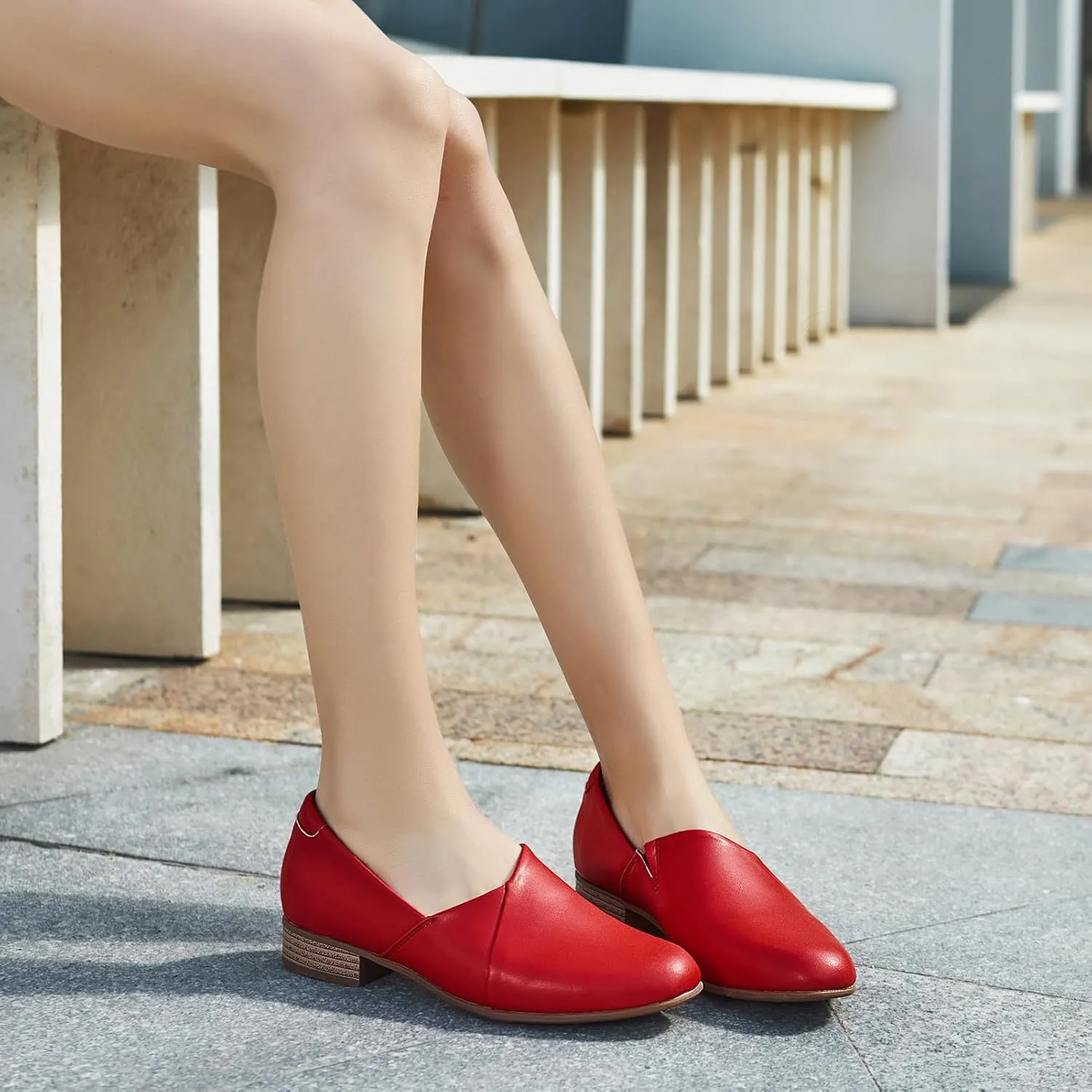 Women's Classic Comfort Dress Shoes Casual Leather Loafers Flats Cute Versatile Slip-Ons Everyday Work Shoes