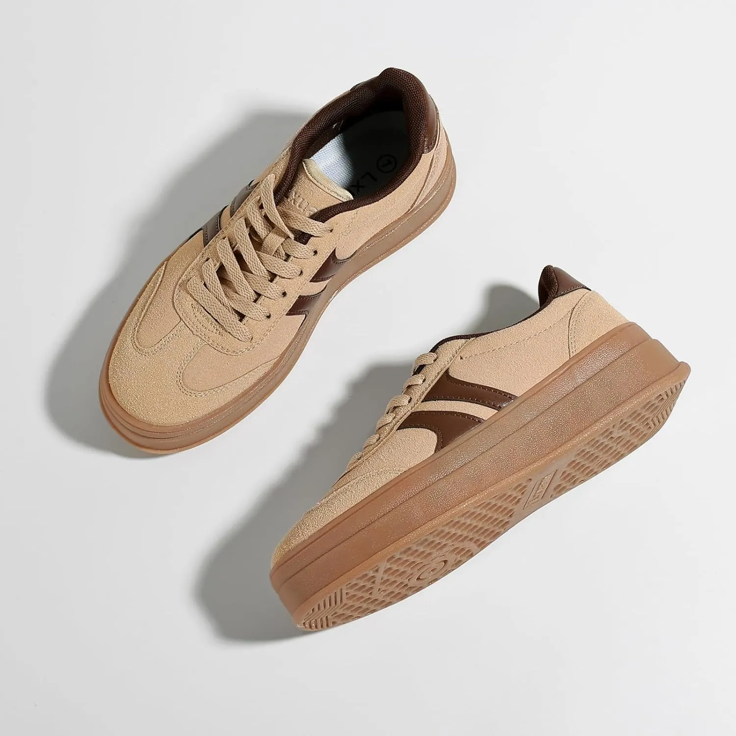 Women's Thick Sole Retro Fashion Sneakers Classic Walking Shoes Thick Rubber Lace-Up Footwear Anti Slip Trainers