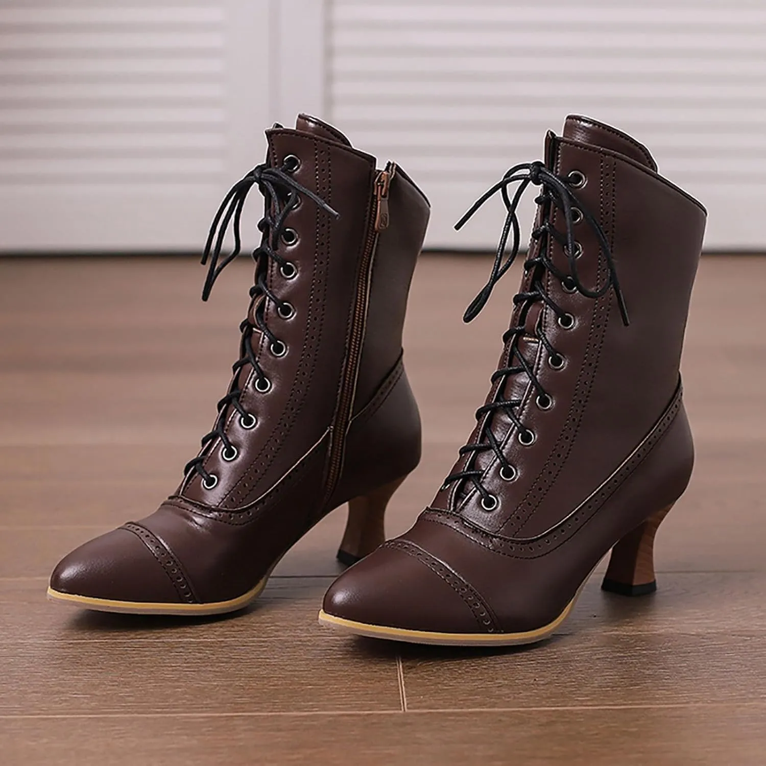 Women's Vintage Victorian Mid Calf Ankle Boots, Pointed Toe, Chunky Low Heel, Lace Up, Outdoor Knight Boots, Black